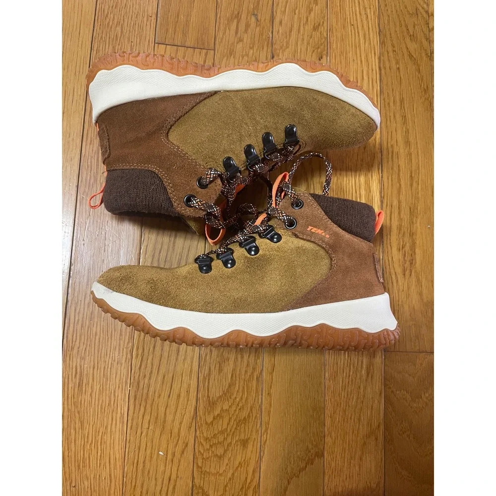 LL Bean Kids Alpine Hiking Boots Suede Waterproof PrimaLoft Brown 520445 Size 2